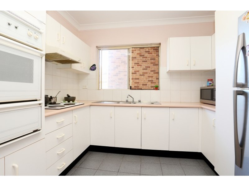 10/27 Jeffrey Street, Canterbury NSW 2193