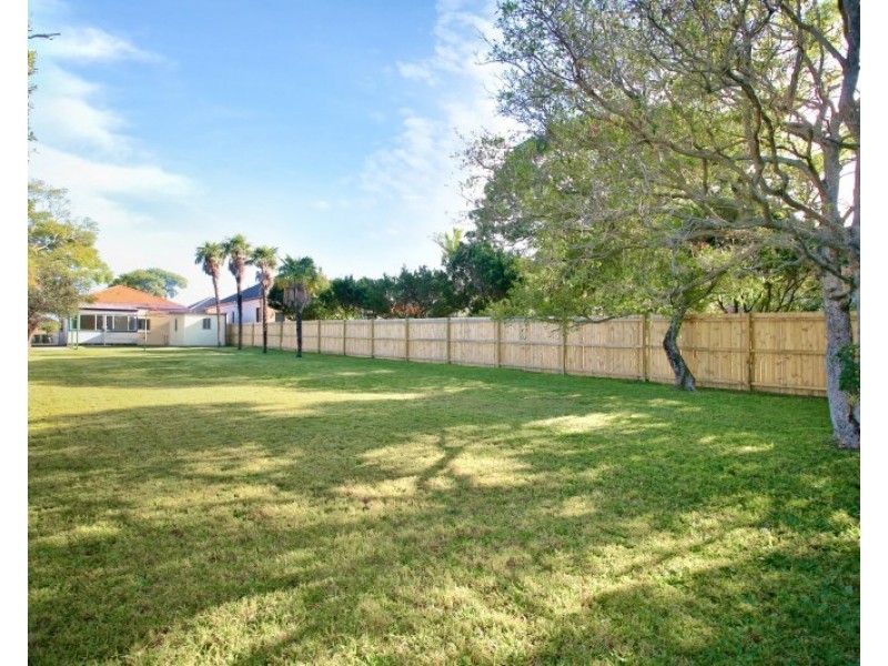 137 Cabarita Road, Cabarita NSW 2137