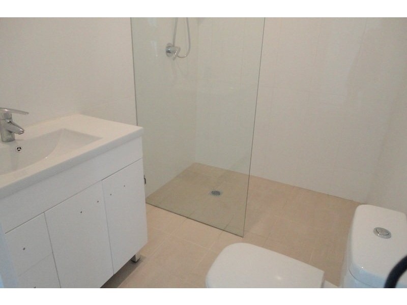 1/102 New Canterbury Road, Petersham NSW 2049