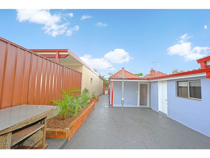 99 Edgeware Road, Enmore NSW 2042