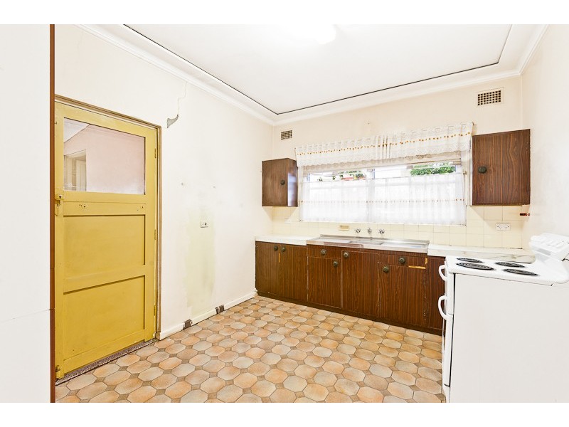 40  Brays Road, Concord NSW 2137