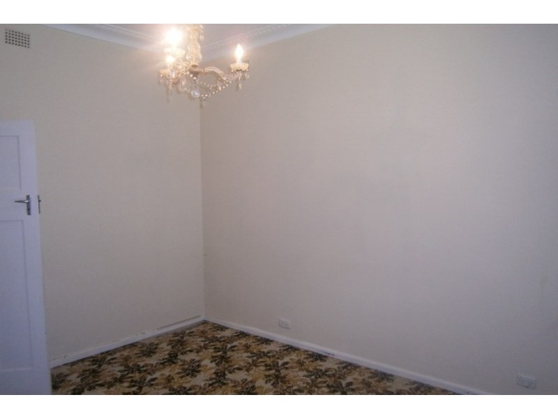 85 Taylor Street, Lakemba NSW 2195