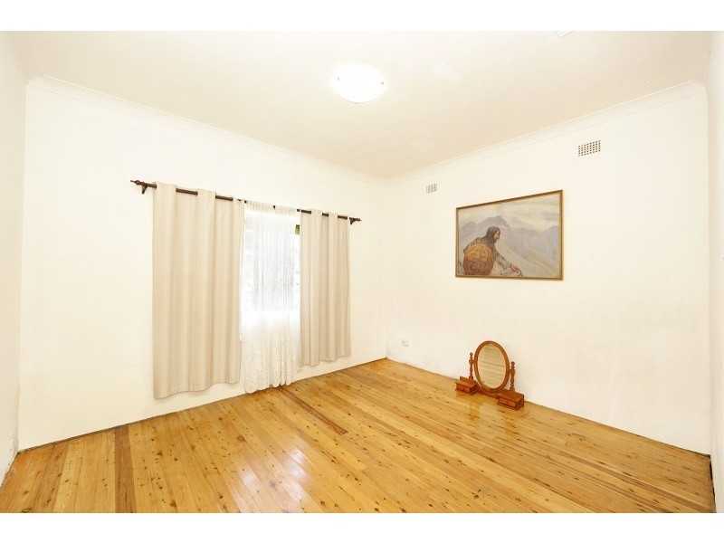 14 Anzac Street, Canterbury NSW 2193