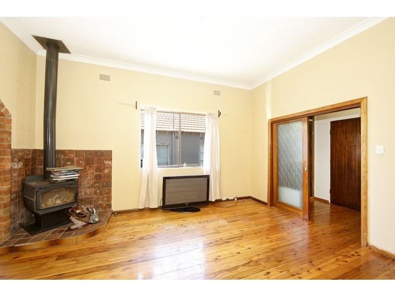 14 Anzac Street, Canterbury NSW 2193