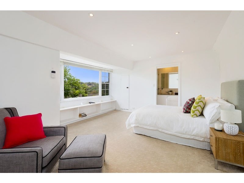 88 Deepwater Road, Castle Cove NSW 2069