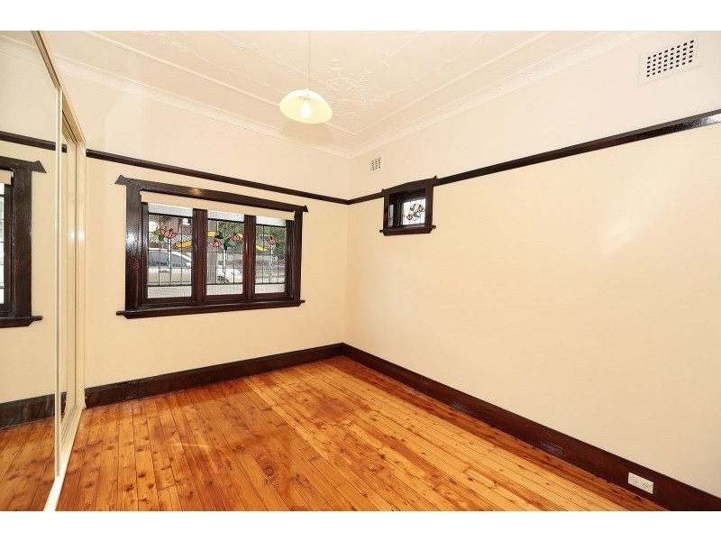 30 Tincombe Street, Canterbury NSW 2193