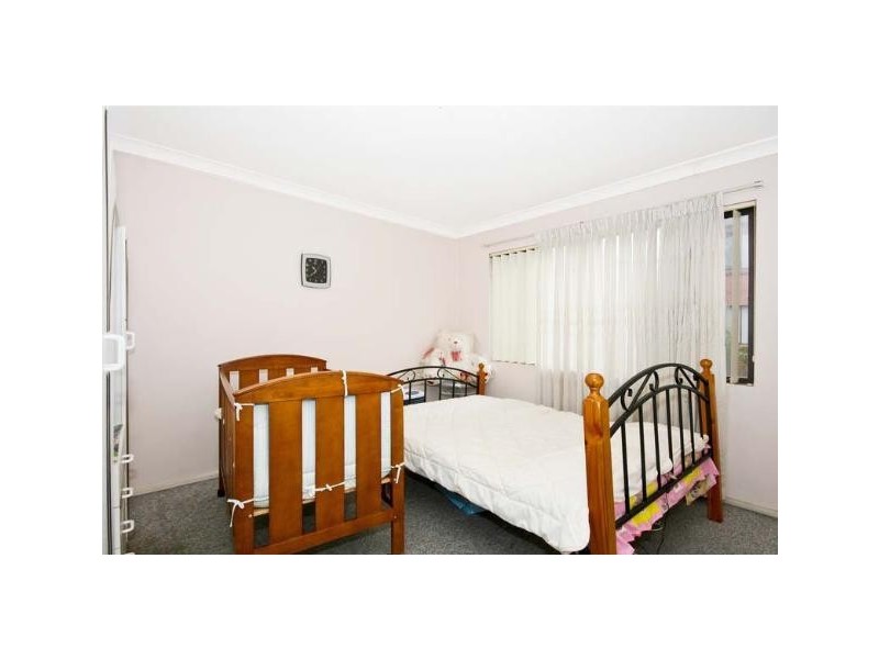 8/8 Treves Street, Merrylands NSW 2160