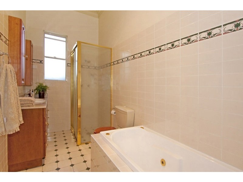 44 Livingstone Road, Petersham NSW 2049