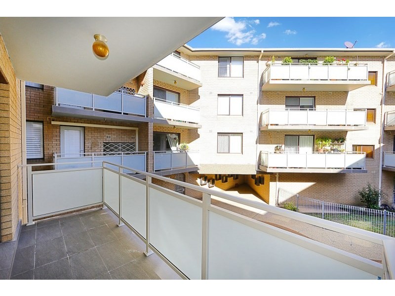 4/264 New Canterbury Road, Lewisham NSW 2049