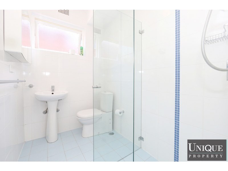 1/9 Queensborough Road, Croydon Park NSW 2133