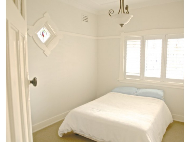 18  Collingwood Avenue, Cabarita NSW 2137