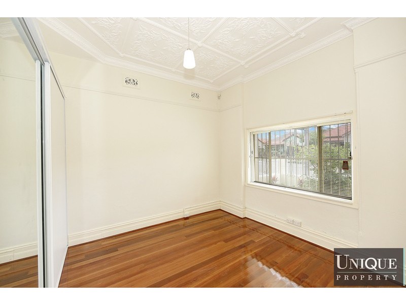186 Sydenham Road, Marrickville NSW 2204