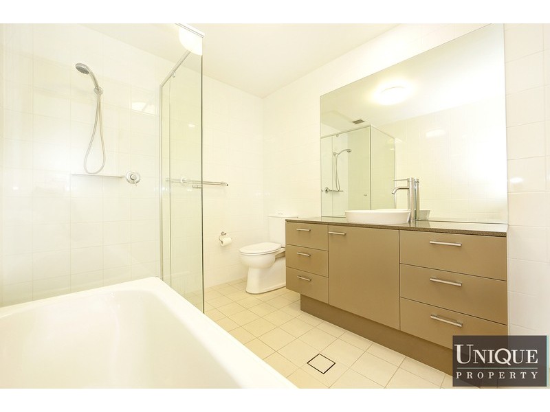 204/6 Peninsular Drive, Breakfast Point NSW 2137
