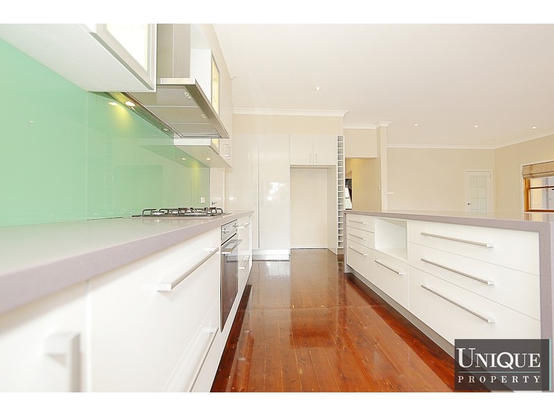 20 Thorpe Road, Kingsgrove NSW 2208