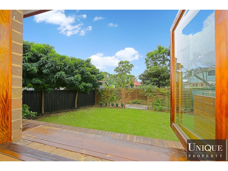 20 Thorpe Road, Kingsgrove NSW 2208