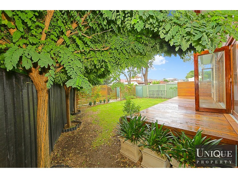 20 Thorpe Road, Kingsgrove NSW 2208