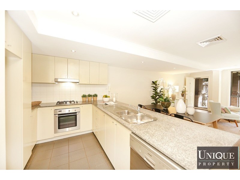 2/158 Wellbank Street, North Strathfield NSW 2137