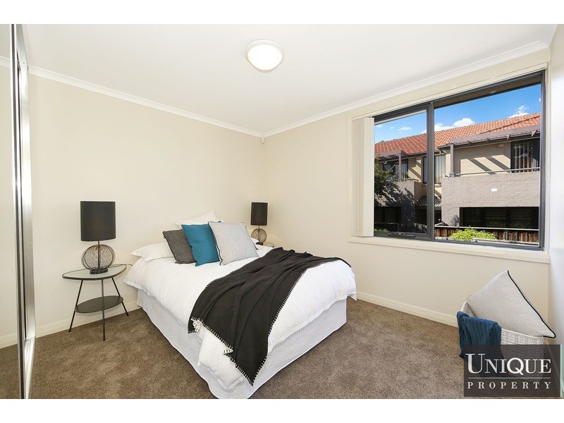 2/158 Wellbank Street, North Strathfield NSW 2137