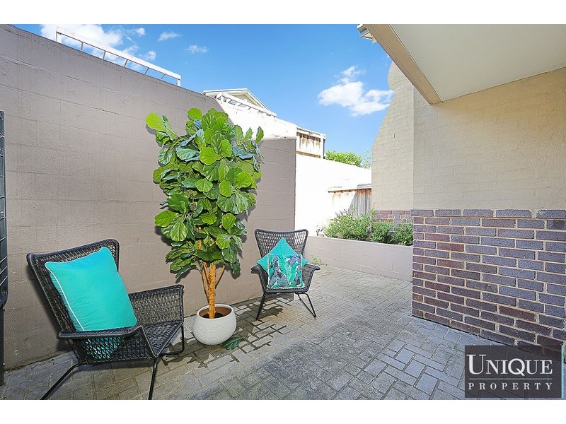 2/158 Wellbank Street, North Strathfield NSW 2137