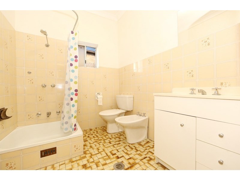 25 Centennial Street, Marrickville NSW 2204