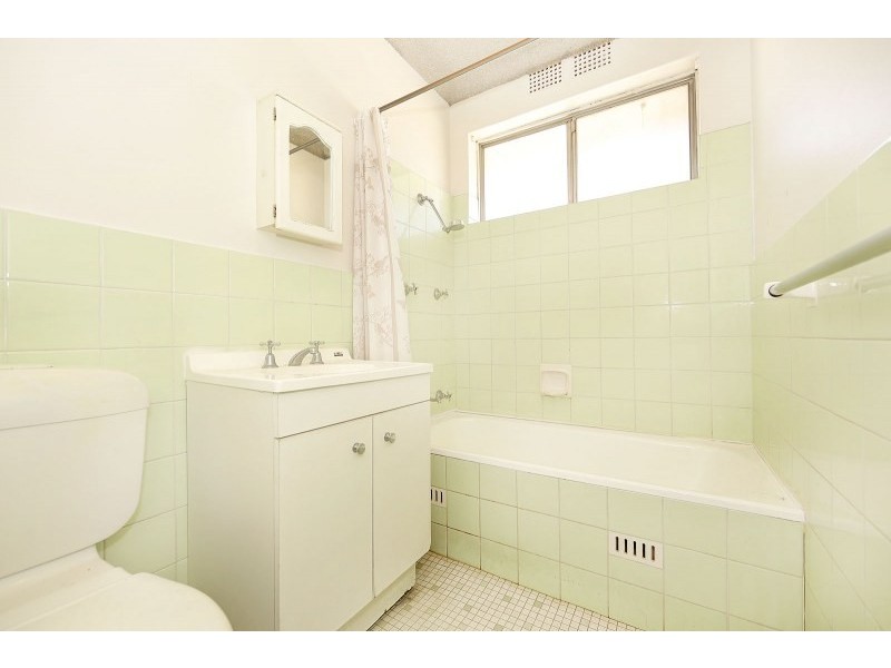 8a/162 Croydon Avenue, Croydon Park NSW 2133