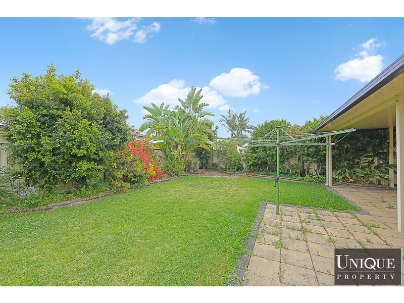 3 Ayers Crescent, Georges Hall NSW 2198