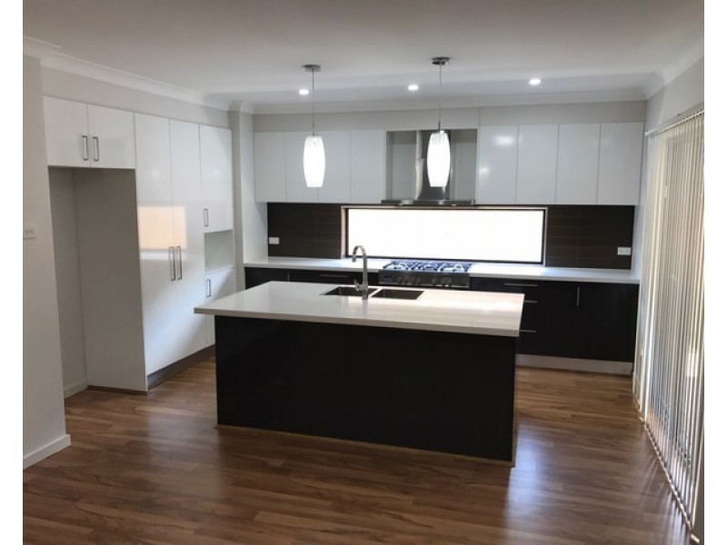 23 Medallist Parade, Colebee NSW 2761