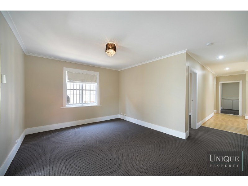 372 – 374  Lyons Road, Russell Lea NSW 2046