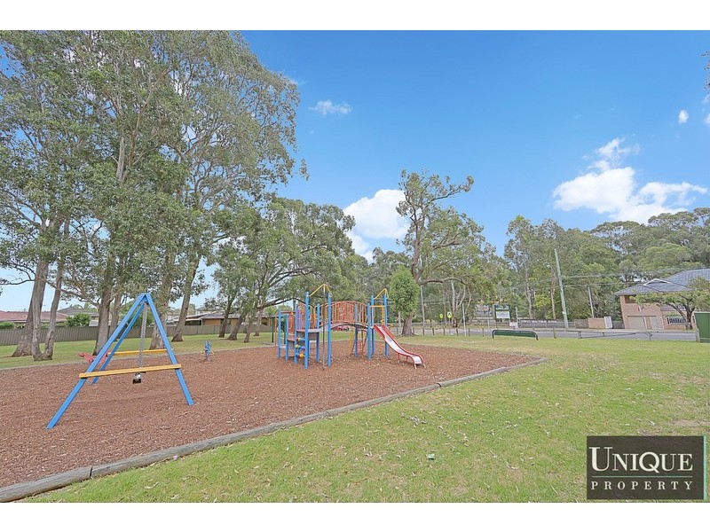 3 Ayres Crescent, Georges Hall NSW 2198