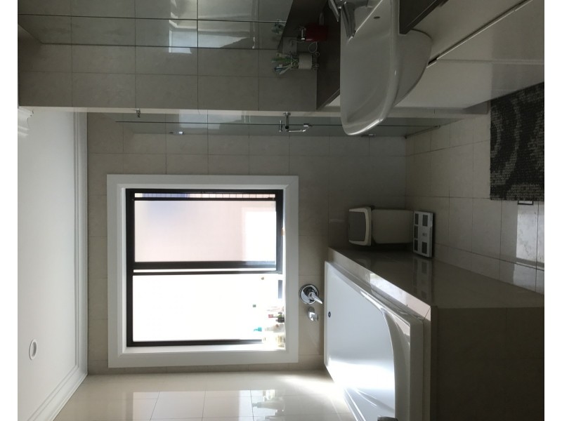 8 Fulton Street, Penrith NSW 2750