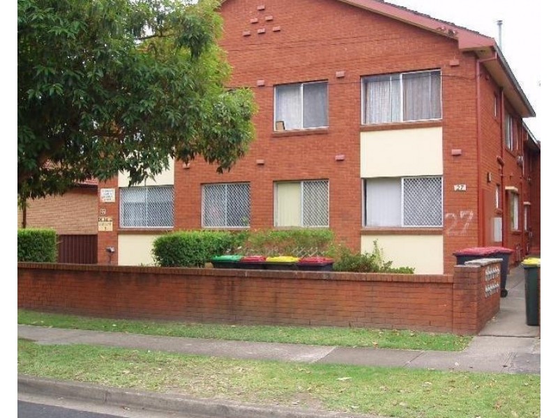 4/27 Third Avenue, Campsie NSW 2194
