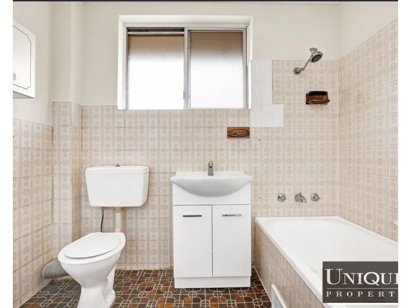 9/3 Lavinia Avenue, Ambarvale NSW 2560