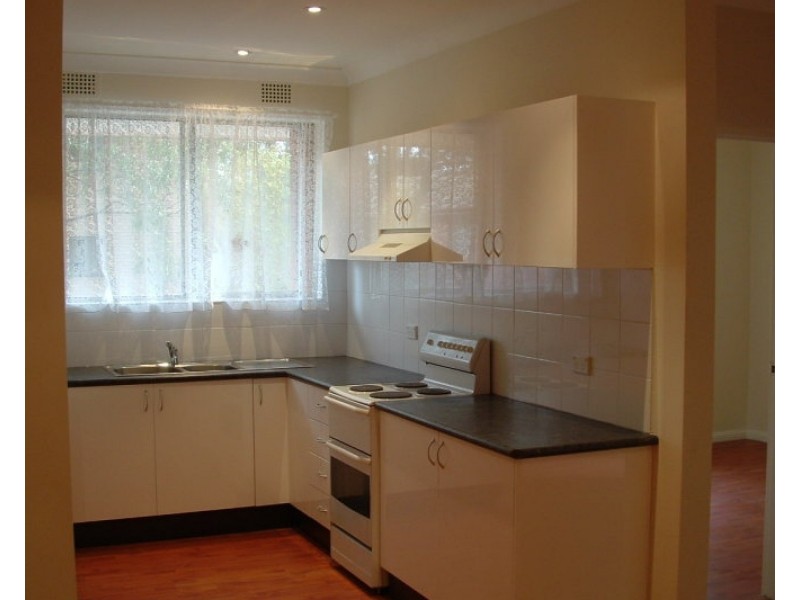 9/42 Sixth Avenue, Campsie NSW 2194