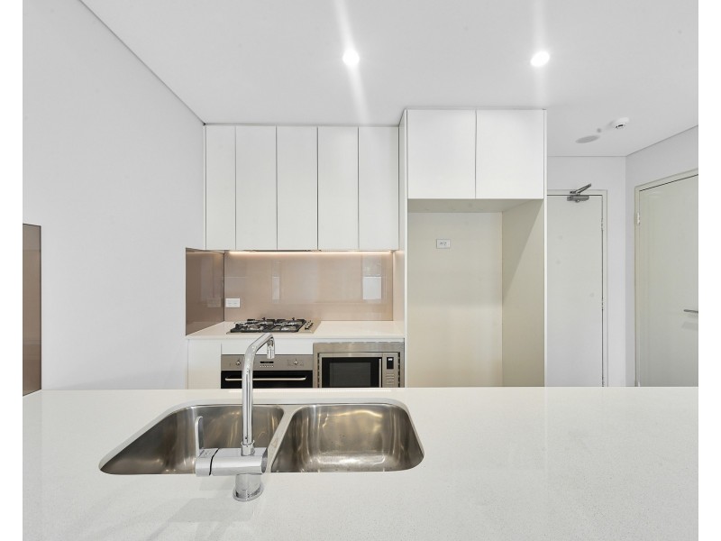 2 Thomas Street, Ashfield NSW 2131