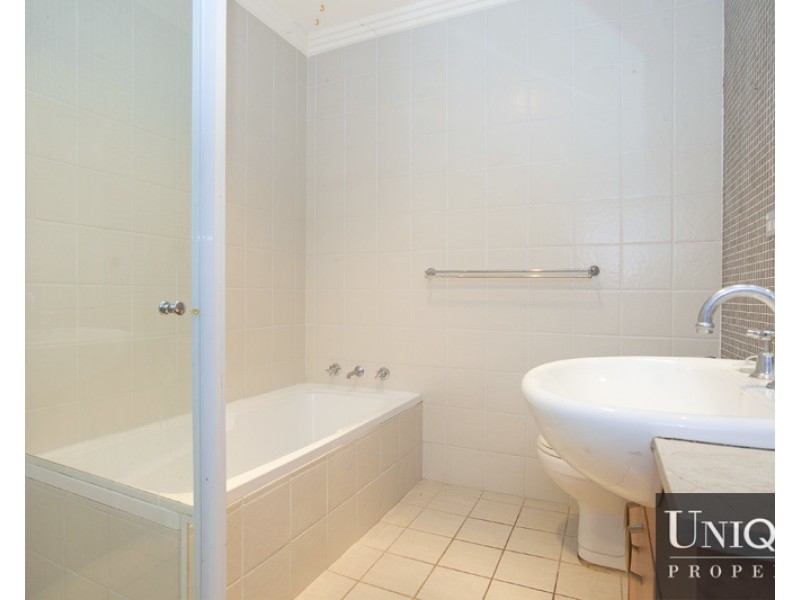 10/162 New Canterbury Road, Petersham NSW 2049