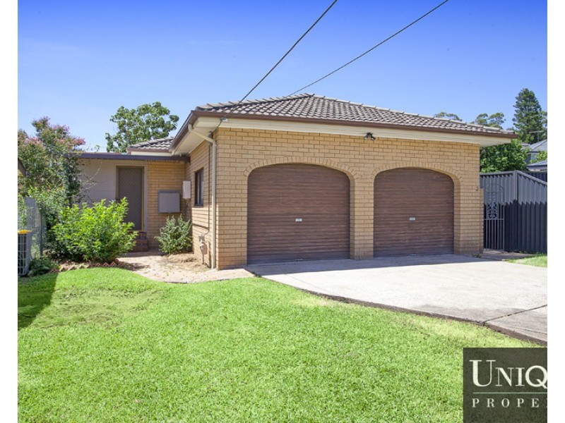 2 Wilga Close, Casula NSW 2170