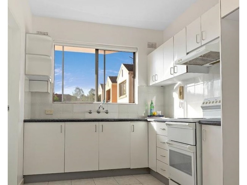 2/66 Second Avenue, Campsie NSW 2194