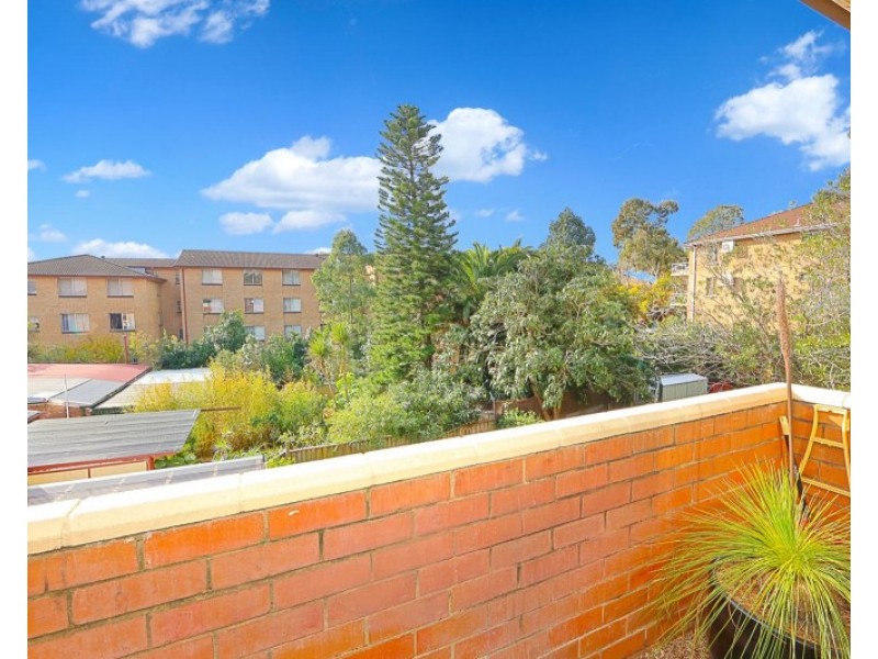 9/23 Jeffrey Street, Canterbury NSW 2193