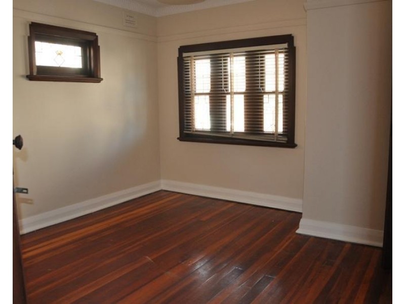 3/2A Sadlier Crescent, Petersham NSW 2049