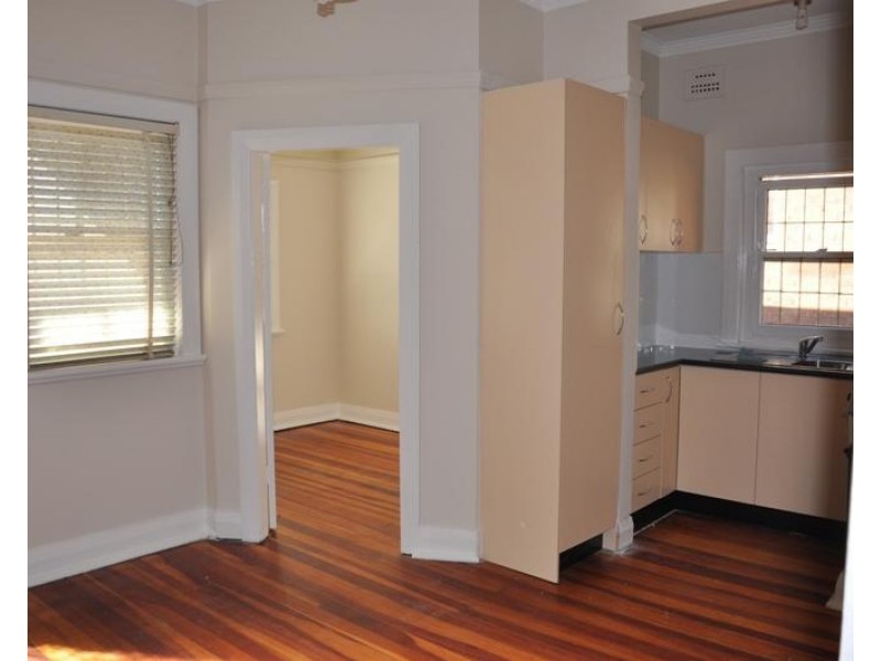 3/2A Sadlier Crescent, Petersham NSW 2049