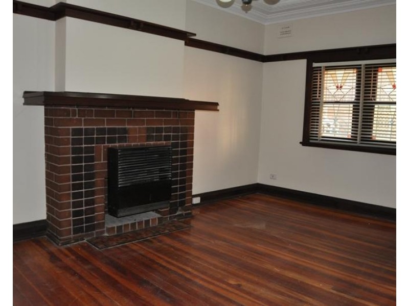 3/2A Sadlier Crescent, Petersham NSW 2049