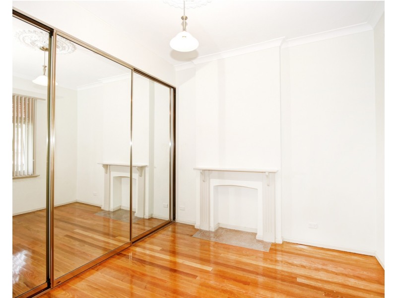 35 Petersham Road, Marrickville NSW 2204