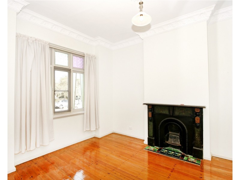 35 Petersham Road, Marrickville NSW 2204