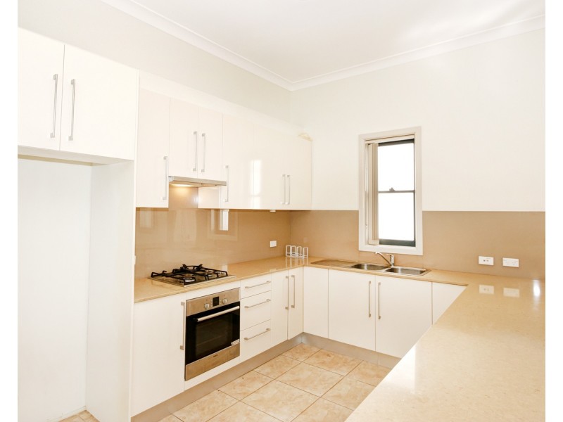 35 Petersham Road, Marrickville NSW 2204