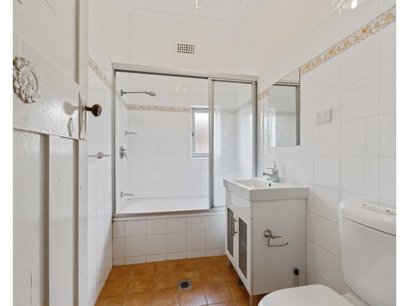 13 Webb, Burwood NSW 2134