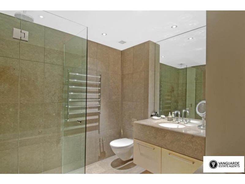 Unit 703/185 Macquarie Street, Sydney NSW 2000