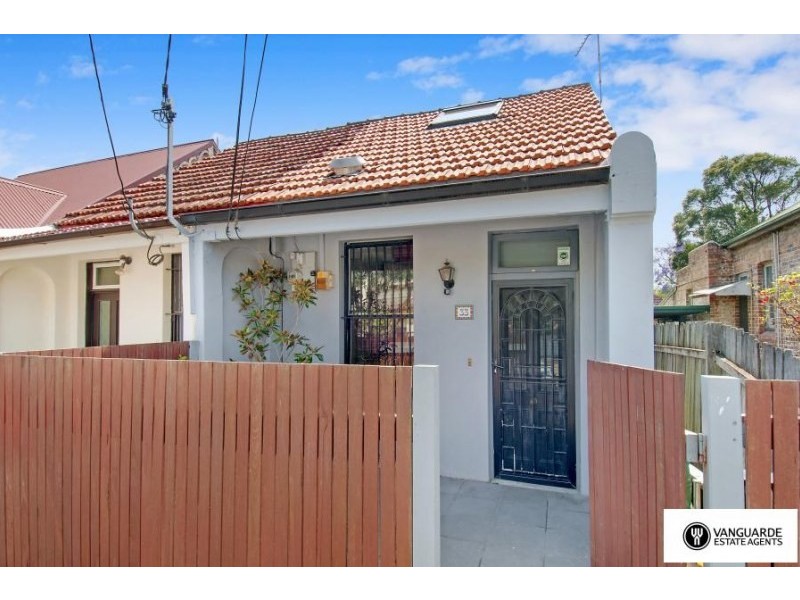33 Sutherland Street, St Peters NSW 2044