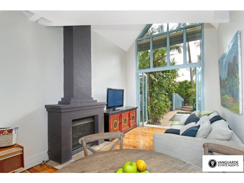 33 Sutherland Street, St Peters NSW 2044