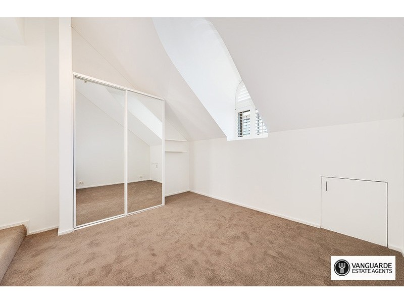 228 Moore Park Road, Paddington NSW 2021