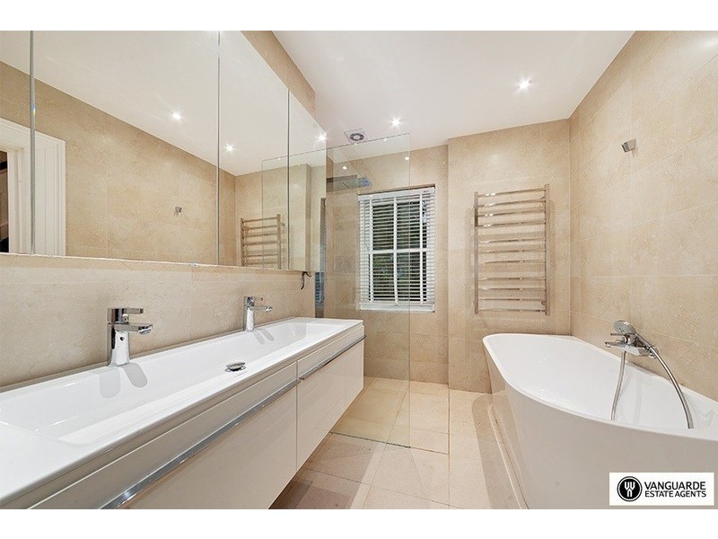 121 Kent Street, Sydney NSW 2000